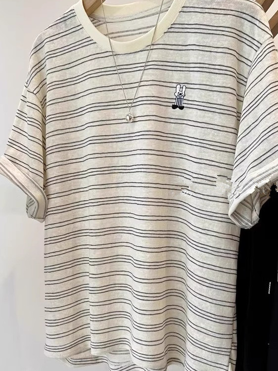 Summer Clothing Outlet - Unisexowa koszulka z krótkim rękawem w