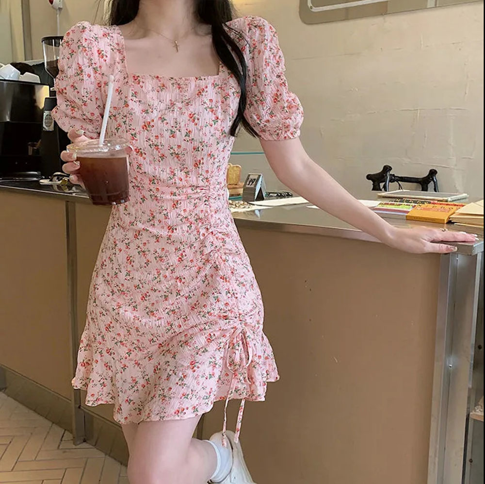 Letnia kwiatowa mini sukienka  – Summer Clothing For 70 Year Old Woman recenzja i cena